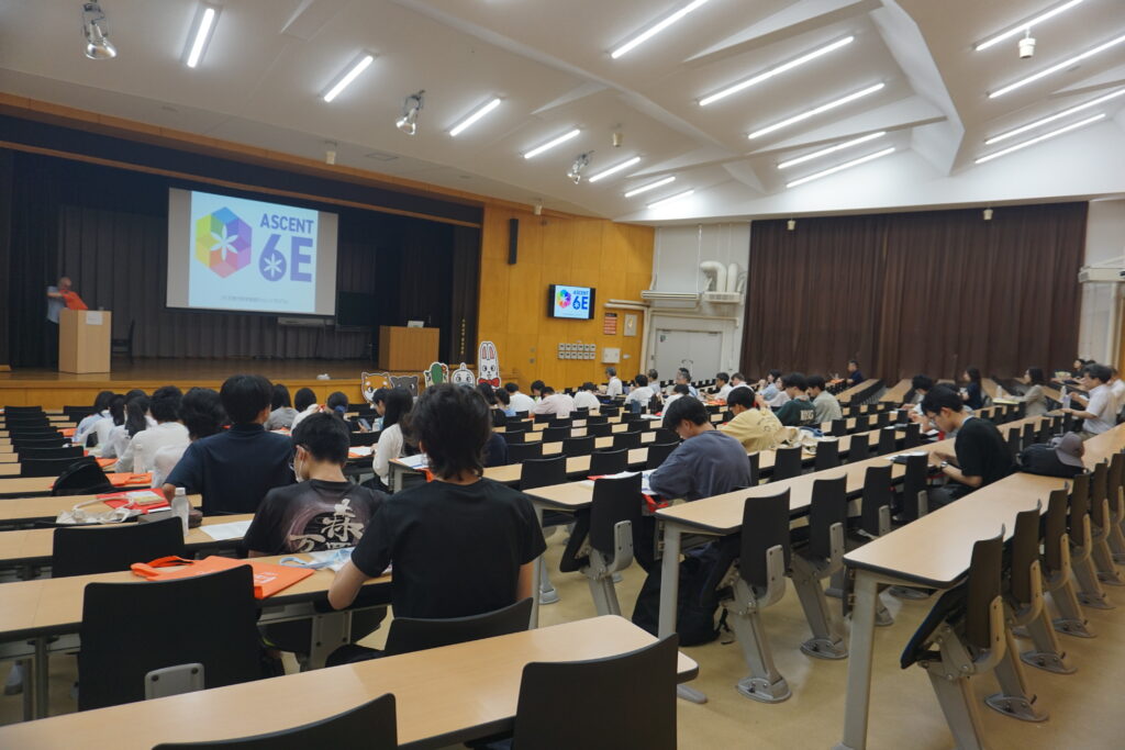 開講式の様子